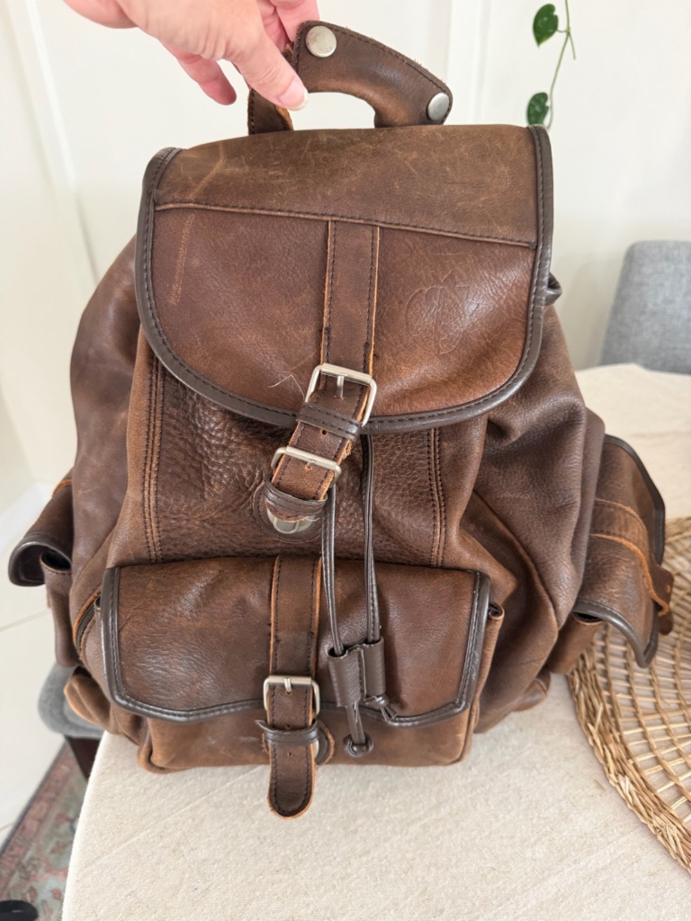 VINTAGE MARLBORO UNLIMITED HEAVY DUTY BACKPACK BAG Brown Cowhide Leather